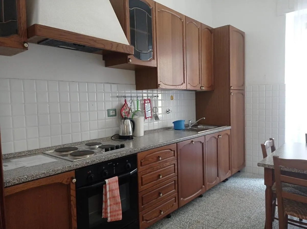A La Gare Apartment La Spezia